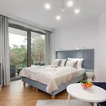 Appartamento Mazowiecka Close To The Access To Swimming Pool, Sauna & Jacuzzi, Parking By Renters *