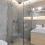 Mazowiecka Close To The Access To Swimming Pool, Sauna & Jacuzzi, Parking By Renters