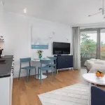 Appartamento Mazowiecka Close To The Access To Swimming Pool, Sauna & Jacuzzi, Parking By Renters