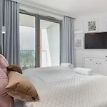 Lejlighed Mazowiecka Close To The Access To Swimming Pool, Sauna & Jacuzzi, Parking By Renters Pobierowo