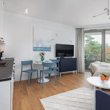 شقة Mazowiecka Close To The Access To Swimming Pool, Sauna & Jacuzzi, Parking By Renters