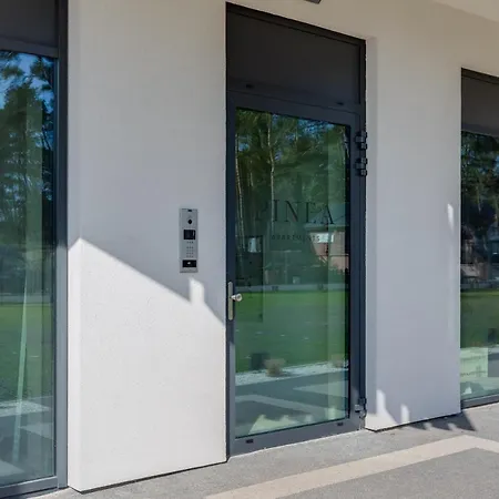 Mazowiecka Close To The Access To Swimming Pool, Sauna & Jacuzzi, Parking By Renters