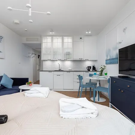 Mazowiecka Close To The Access To Swimming Pool, Sauna & Jacuzzi, Parking By Renters