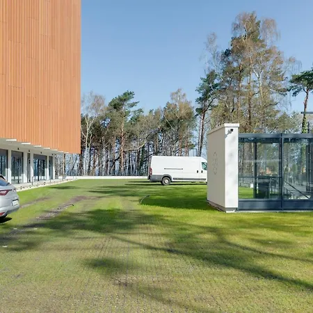 Mazowiecka Close To The Access To Swimming Pool, Sauna & Jacuzzi, Parking By Renters بوبيروفو