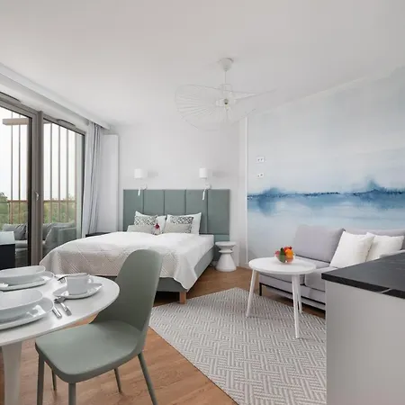 Apartment Mazowiecka Close To The Access To Swimming Pool, Sauna & Jacuzzi, Parking By Renters