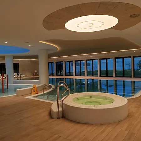Mazowiecka Close To The Access To Swimming Pool, Sauna & Jacuzzi, Parking By Renters Apartment Pobierowo