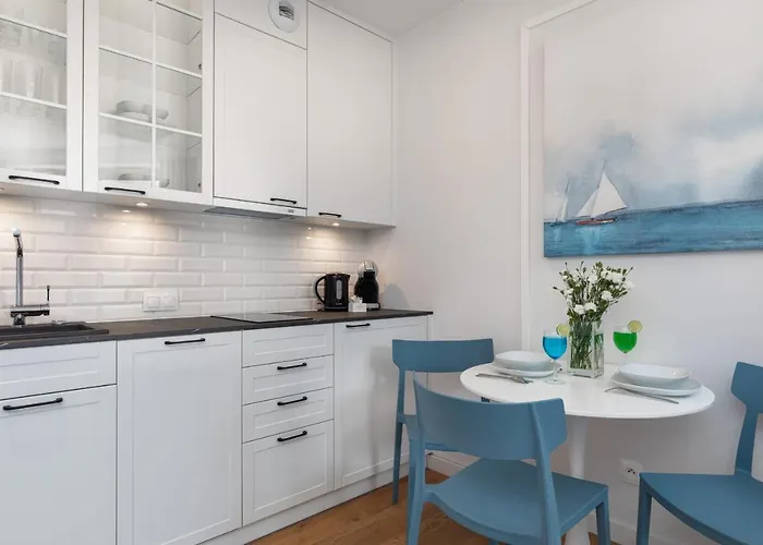 Mazowiecka By Renters Apartamento *